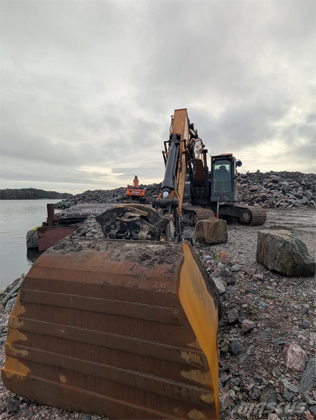 CASE CX 245D SR Εκσκαφείς με ερπύστριες