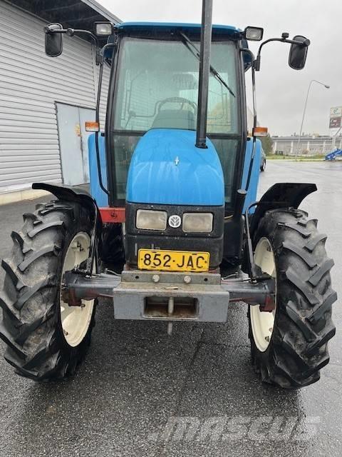 New Holland 5635 Τρακτέρ