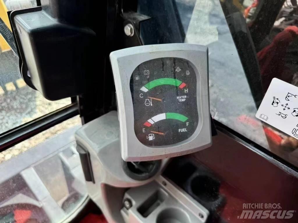 CAT 307E2 Εκσκαφείς με ερπύστριες