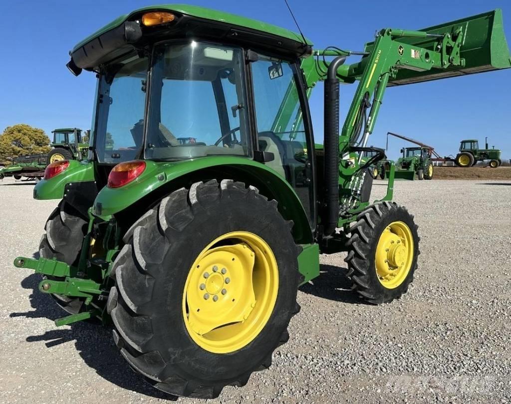 John Deere 5075 E Τρακτέρ