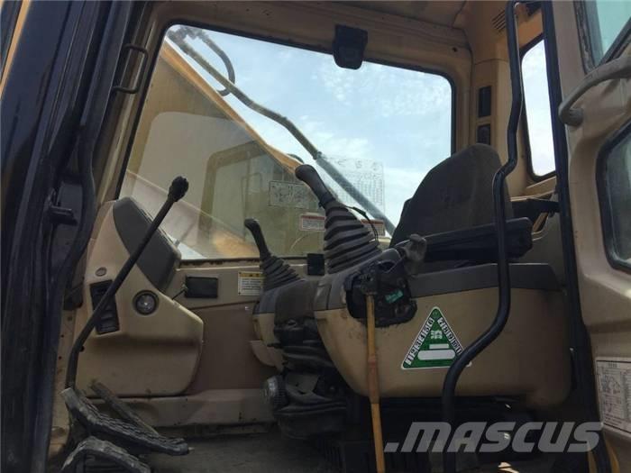 CAT 325 B Εκσκαφείς με ερπύστριες