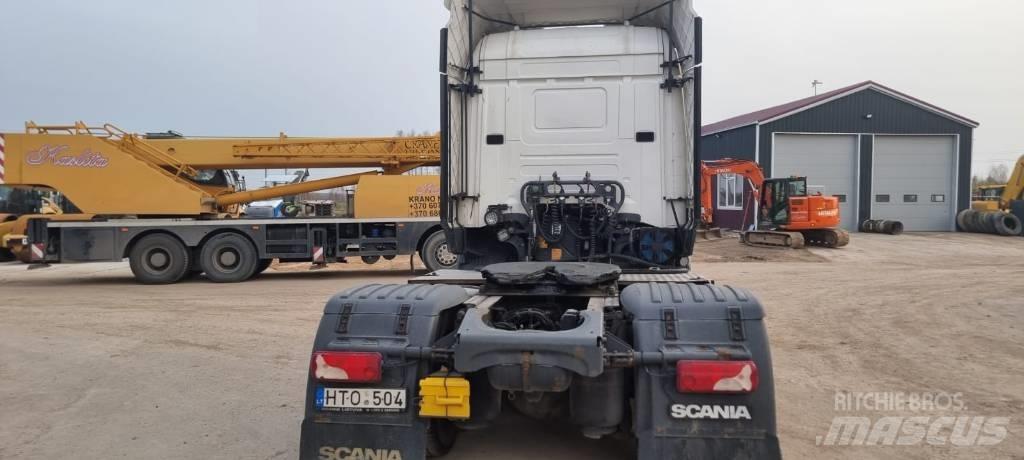 Scania R 450 Τράκτορες