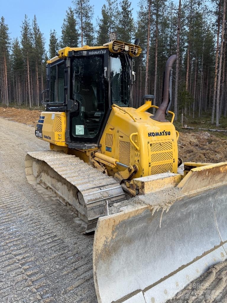 Komatsu D 37 PX-23 Μπουλντόζες με ερπύστριες
