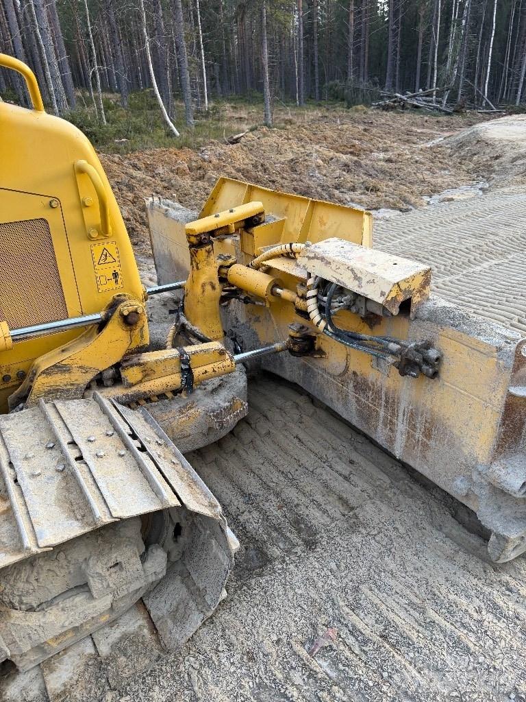 Komatsu D 37 PX-23 Μπουλντόζες με ερπύστριες