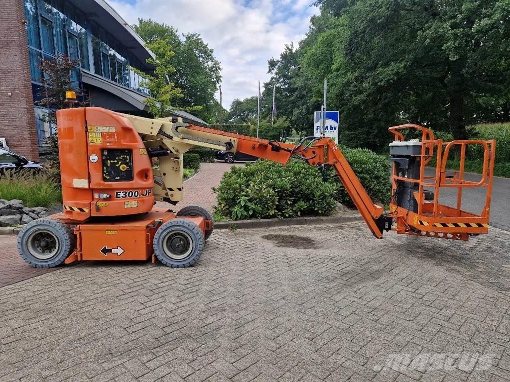 JLG E300AJP Ανυψωτήρες με αρθρωτό βραχίονα