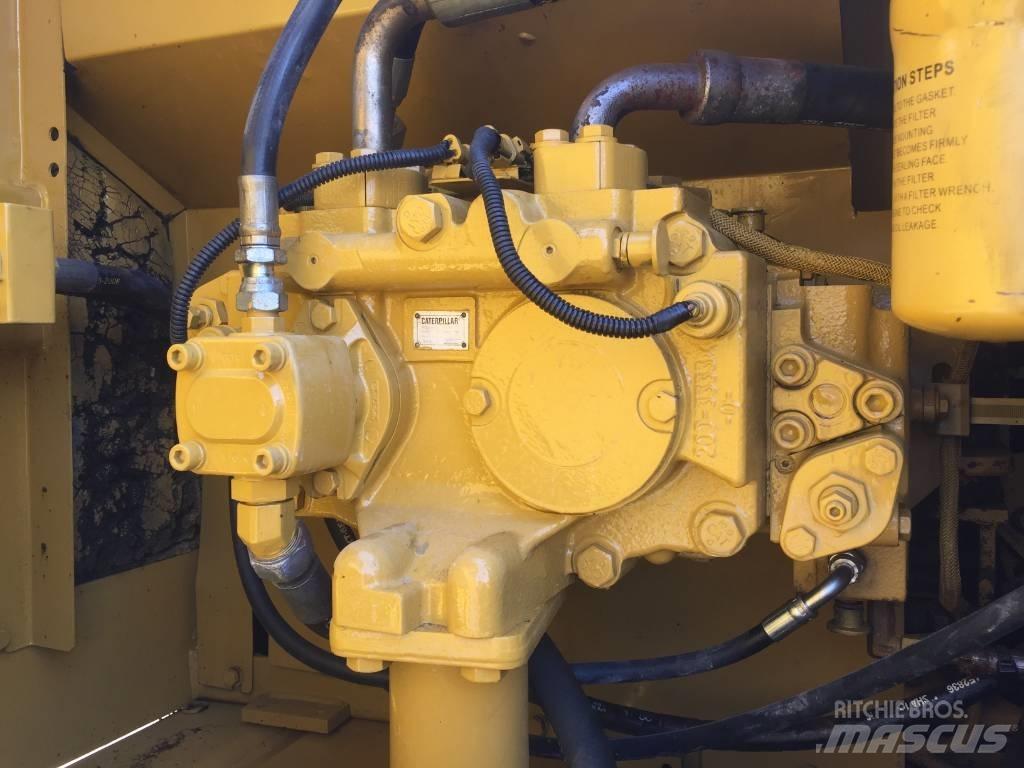CAT 320 D Εκσκαφείς με ερπύστριες