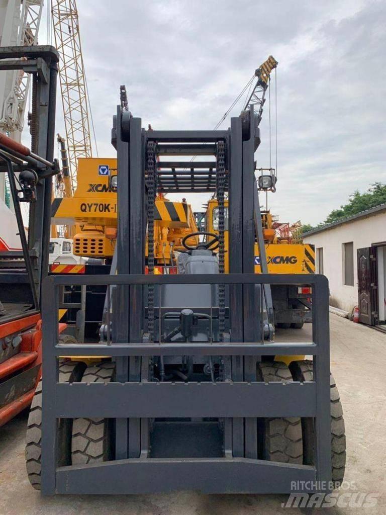 Komatsu 8 Ton Πετρελαιοκίνητα Κλαρκ