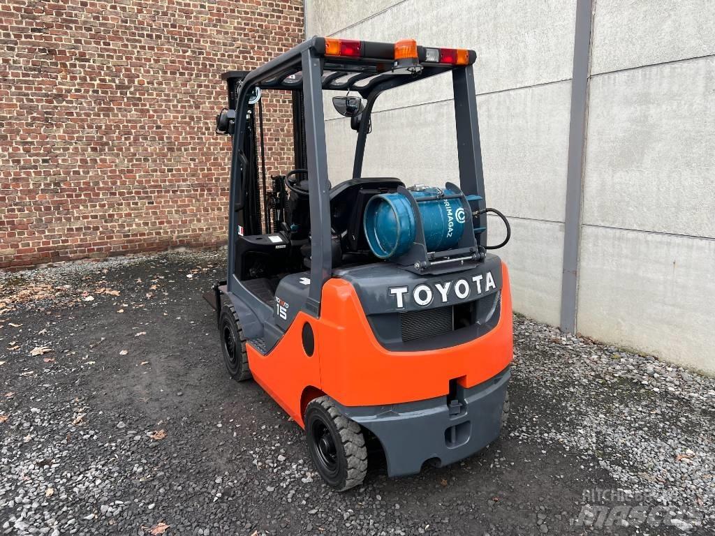 Toyota 02-8 FGF 15 Περονοφόρα ανυψωτικά κλαρκ με φυσικό αέριο LPG
