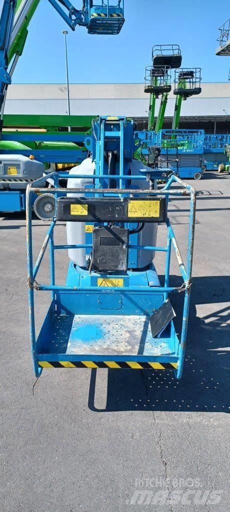 GENIE GR26J Ανυψωτήρες με κατακόρυφους πυλώνες
