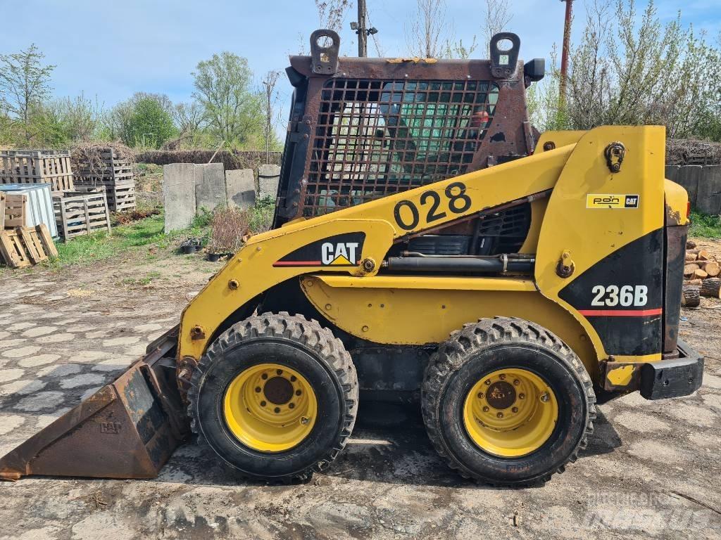 CAT 236 B Μίνι φορτωτές