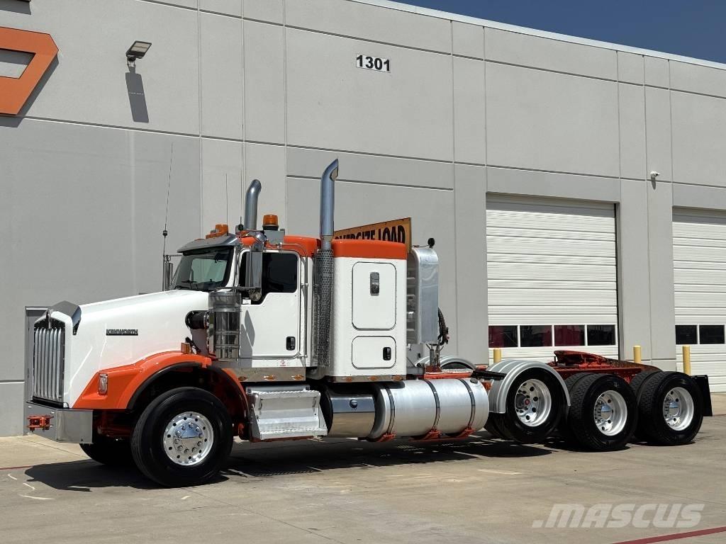 Kenworth T800 Τράκτορες