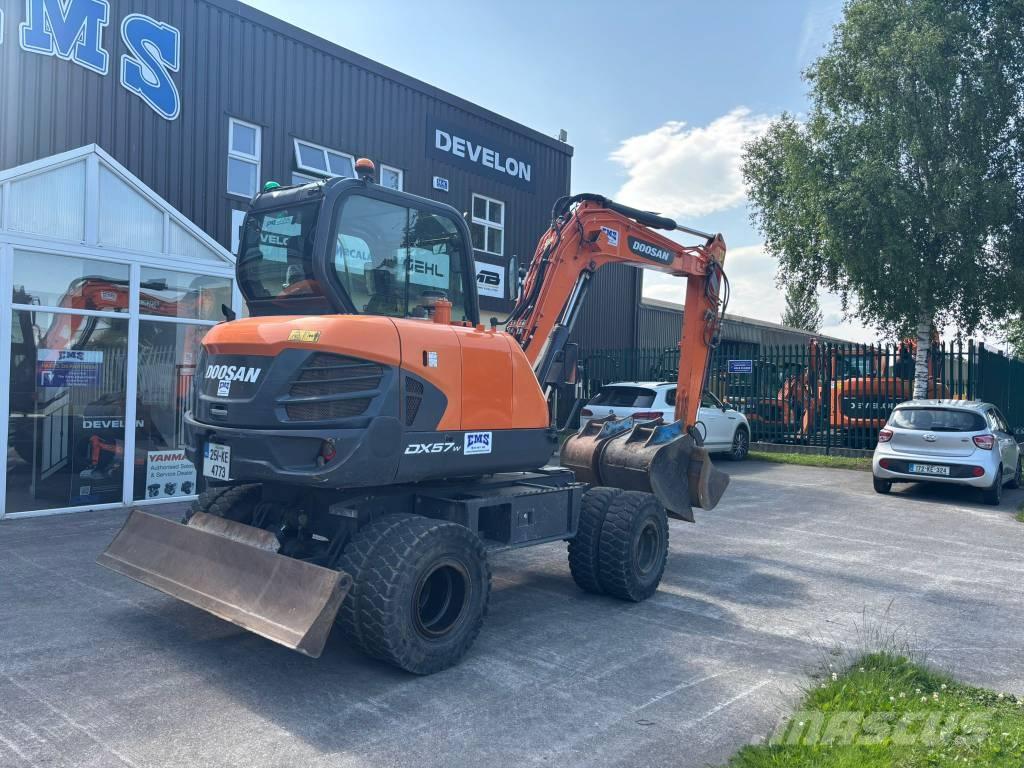 Doosan DX 57 W-5 Εκσκαφείς με τροχούς - λάστιχα