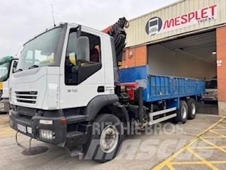 Iveco Trakker 310 Φορτηγά με Γερανό