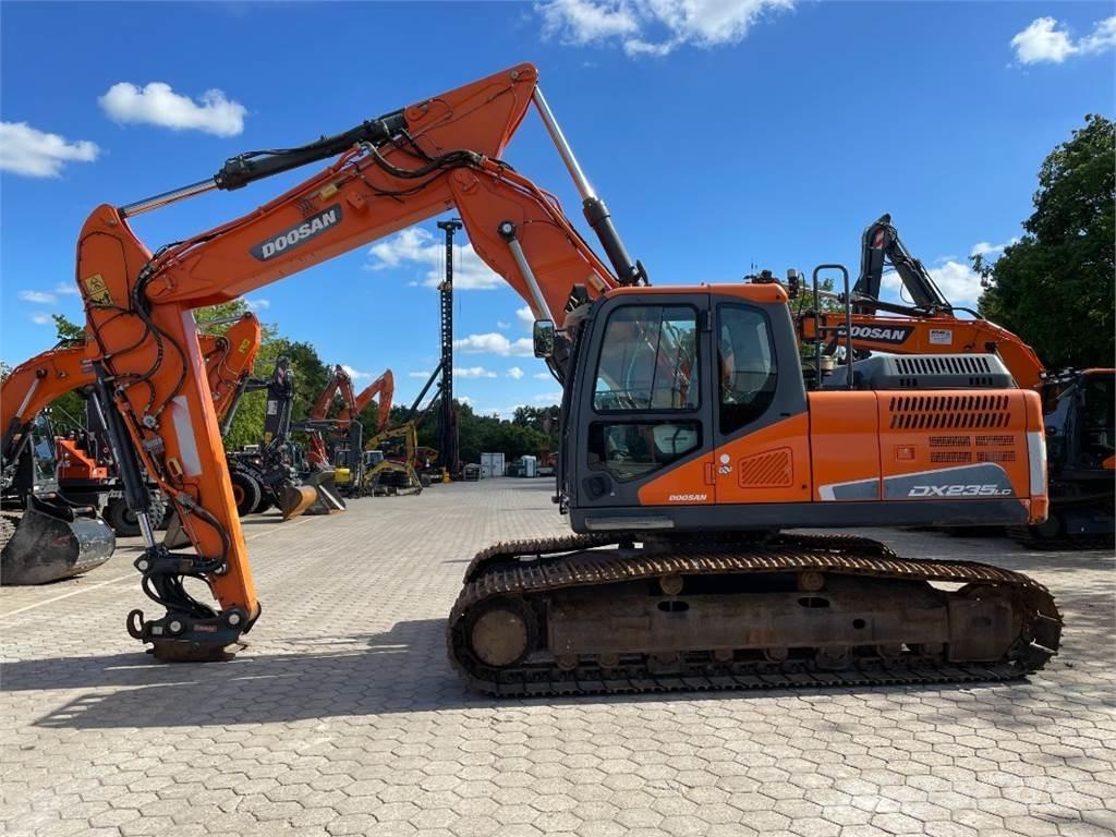 Doosan DX235LC-5 Εκσκαφείς με ερπύστριες