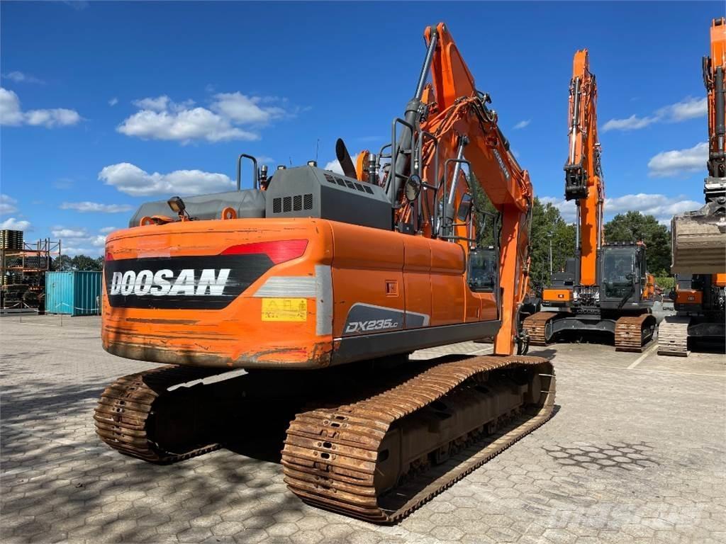 Doosan DX235LC-5 Εκσκαφείς με ερπύστριες