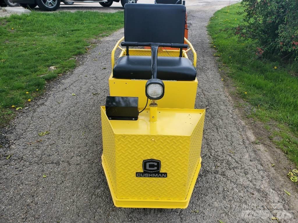 Cushman MM Φορτηγά ρυμούλκησης
