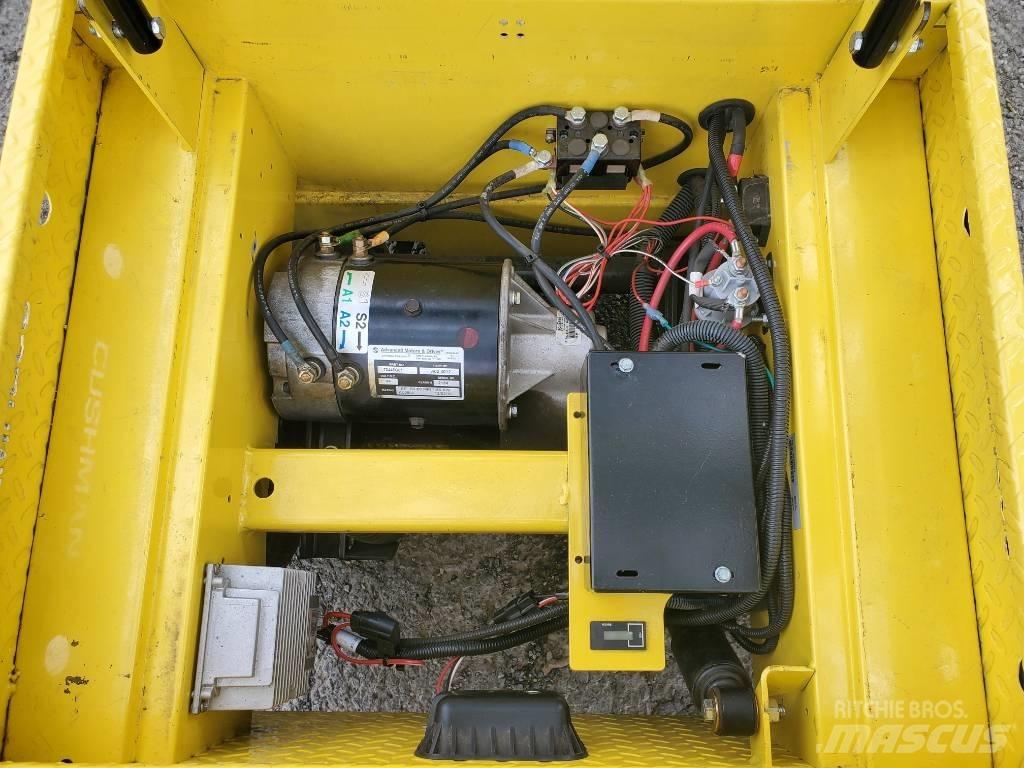 Cushman MM Φορτηγά ρυμούλκησης