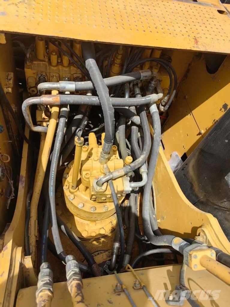 CAT 323 D Εκσκαφείς με ερπύστριες