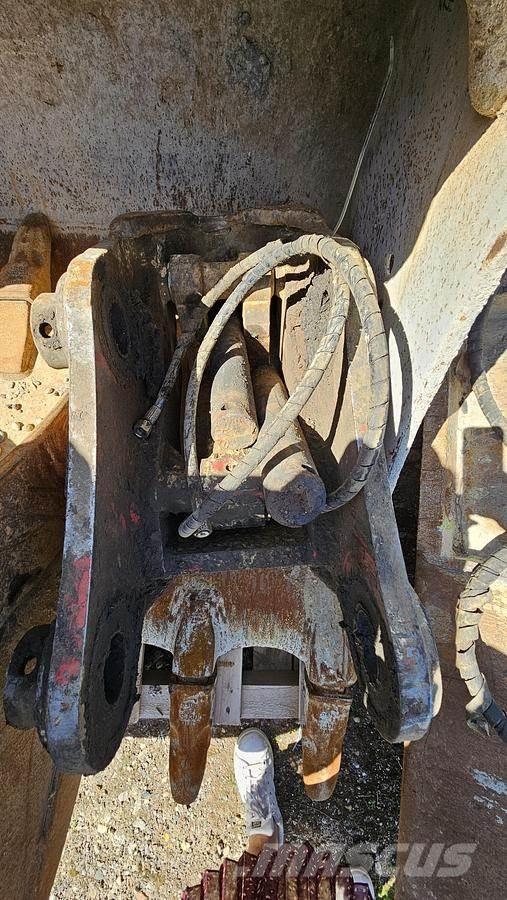 Volvo EW160 Ταχυσύνδεσμοι