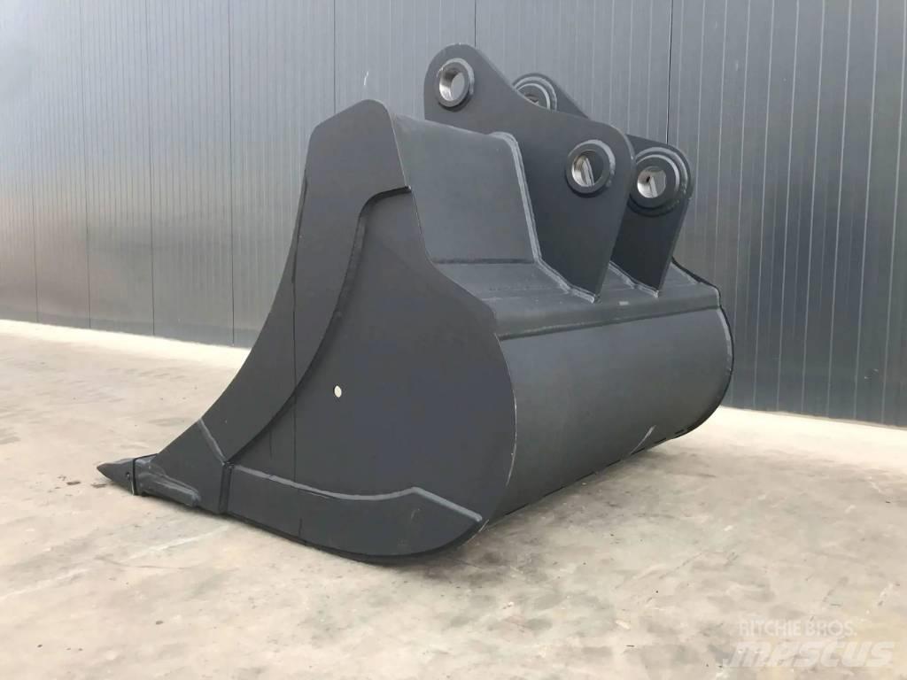 Komatsu PC228 Κουβάδες