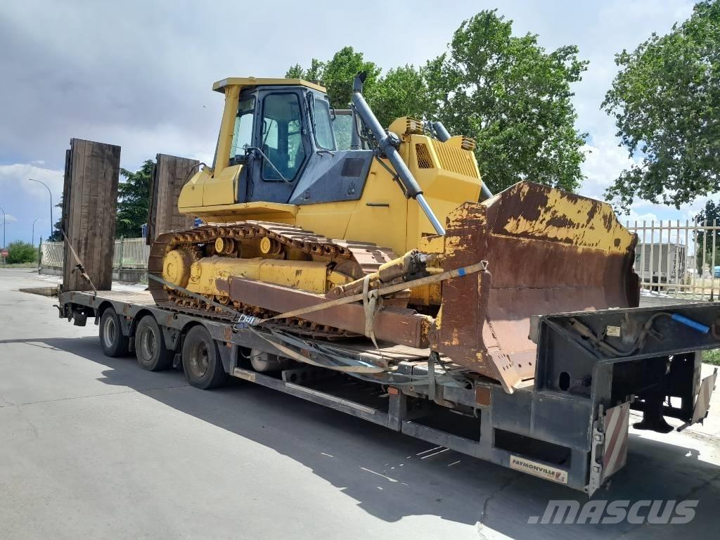 Komatsu D 65 E Μπουλντόζες με ερπύστριες
