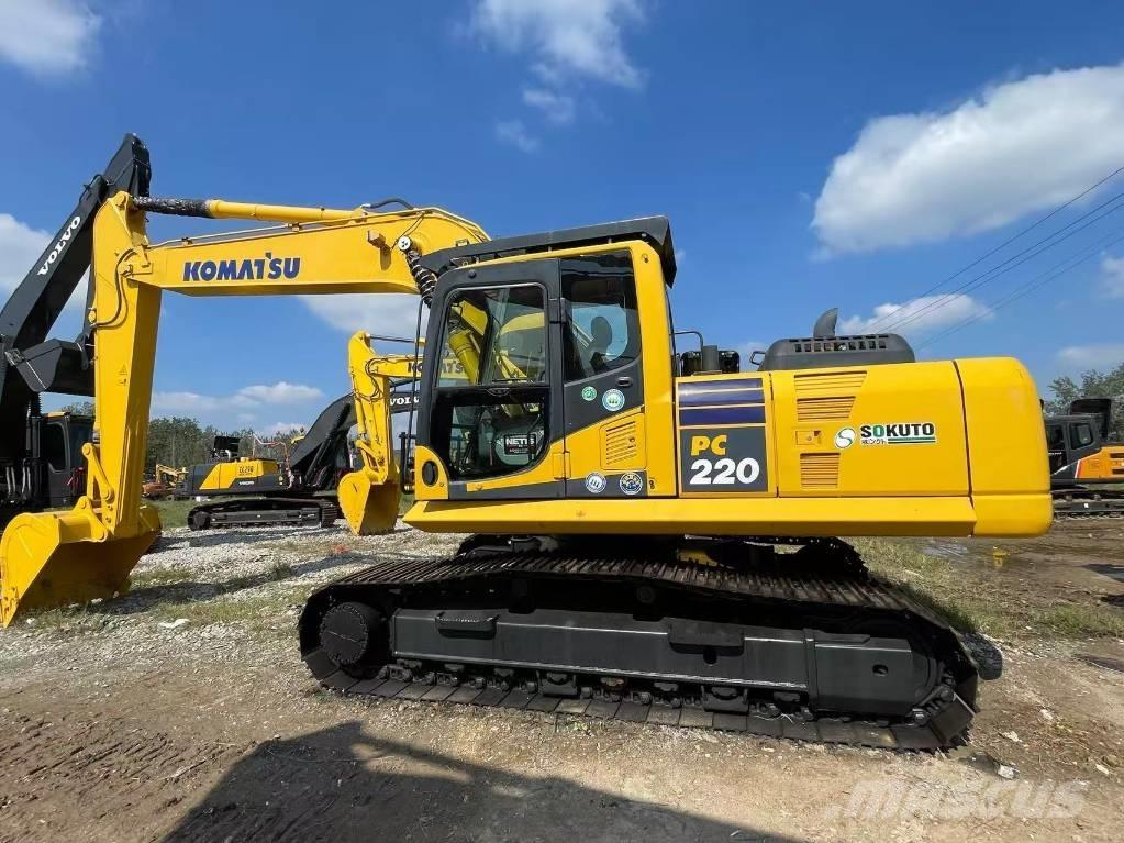 Komatsu PC 220 Εκσκαφείς με ερπύστριες