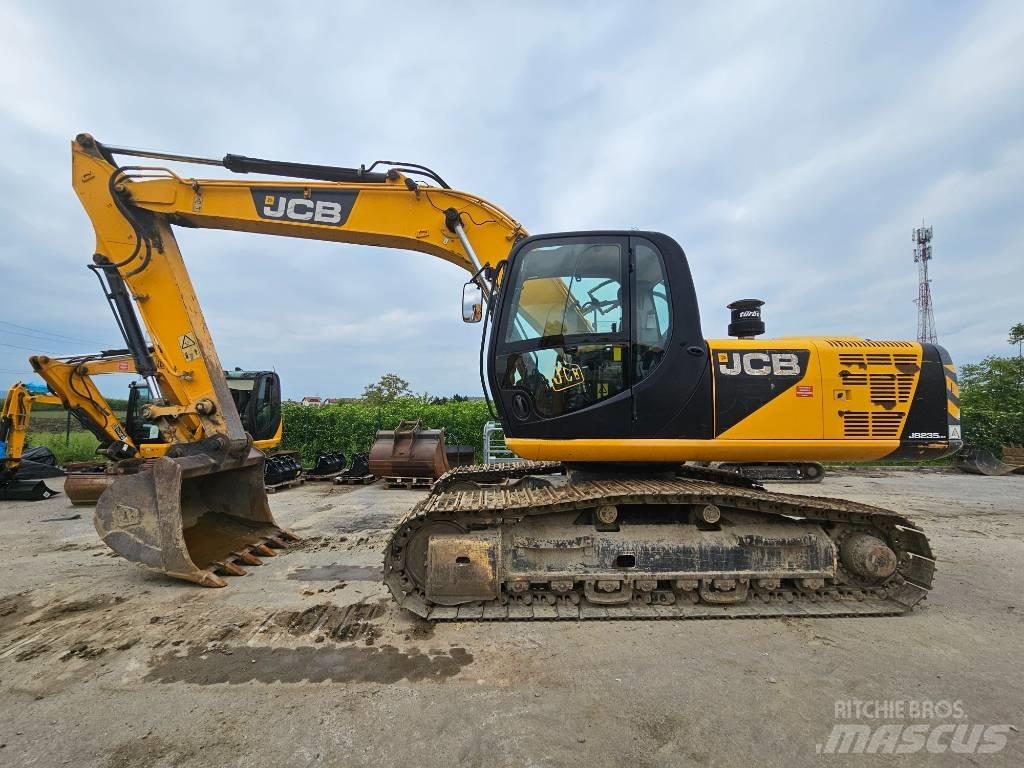 JCB 235 HD Εκσκαφείς με ερπύστριες