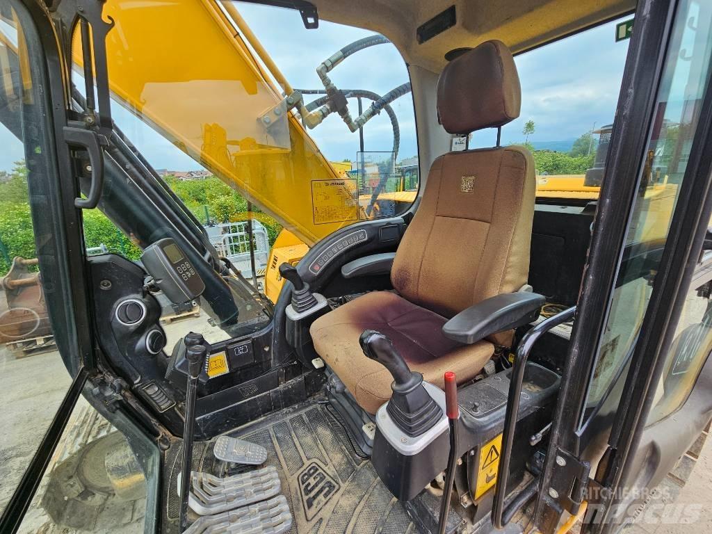 JCB 235 HD Εκσκαφείς με ερπύστριες