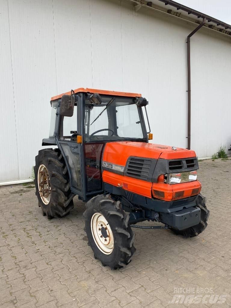 Kubota GL 320 Τρακτέρ μικρών διαστάσεων