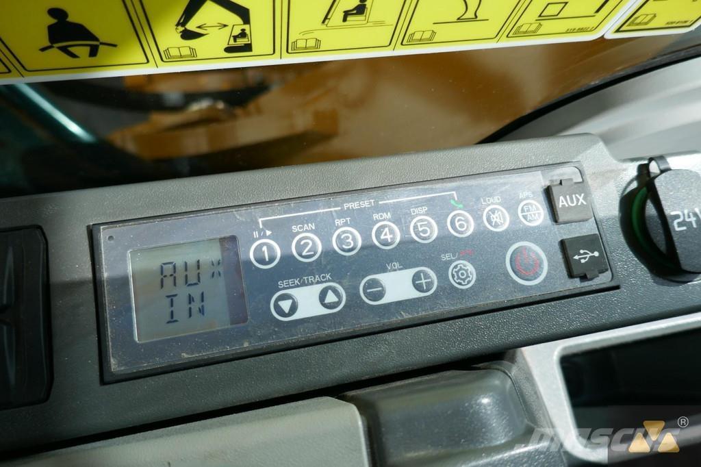 CAT 352 Εκσκαφείς με ερπύστριες