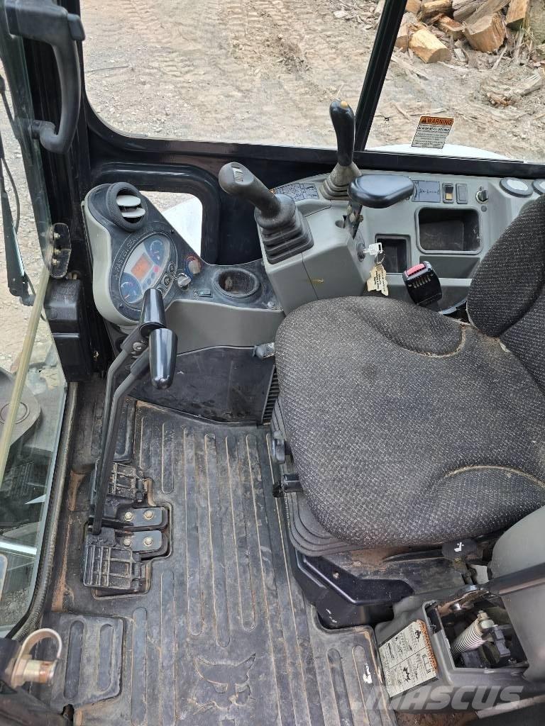 Bobcat E 35 Εκσκαφάκι (διαβολάκι) < 7t