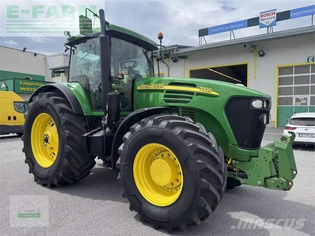 John Deere 7920 Τρακτέρ