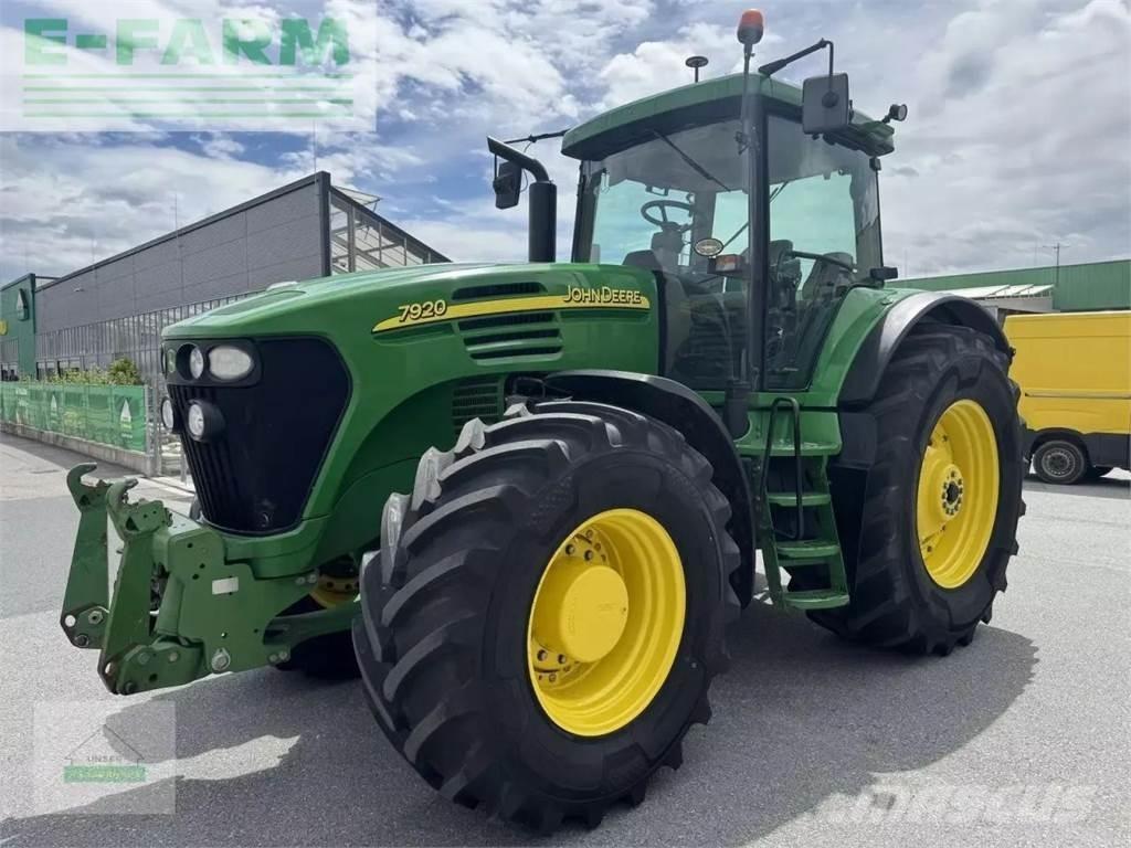 John Deere 7920 Τρακτέρ
