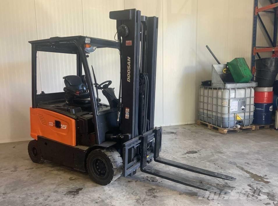 Doosan B 25 X-7 Ηλεκτρικά περονοφόρα ανυψωτικά κλαρκ