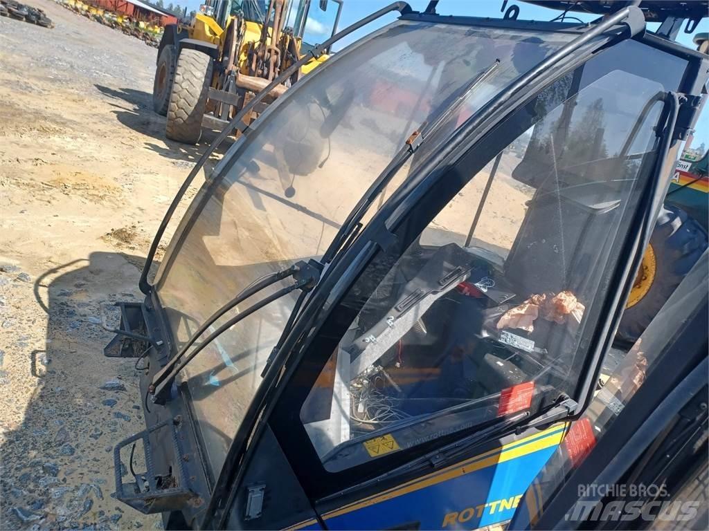 Rottne H14 Καμπίνες και εσωτερικό