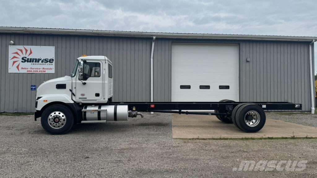  2025 Mack MD 6 Φορτηγά Σασί