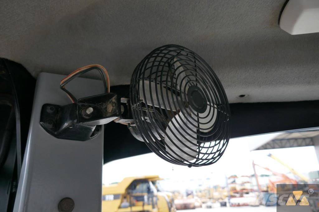 CAT 160M3 Γκρέιντερς