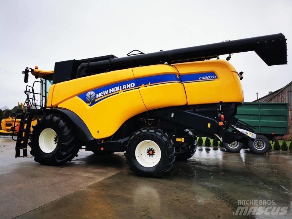 New Holland CX8070 Θεριζοαλωνιστικές μηχανές