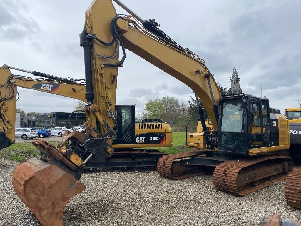 CAT 323FL Εκσκαφείς με ερπύστριες