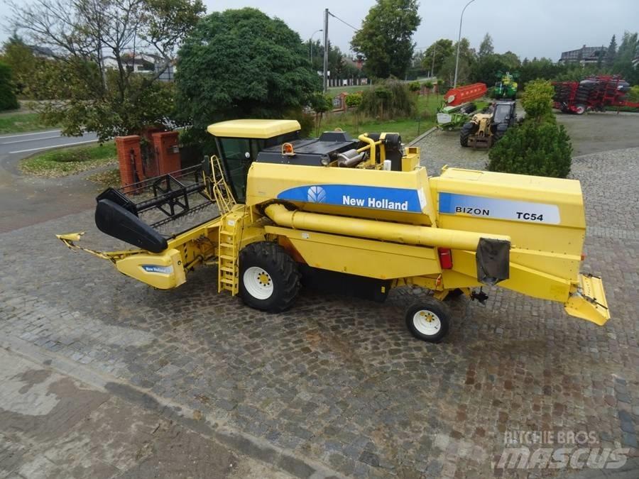 New Holland TC 54 Θεριζοαλωνιστικές μηχανές