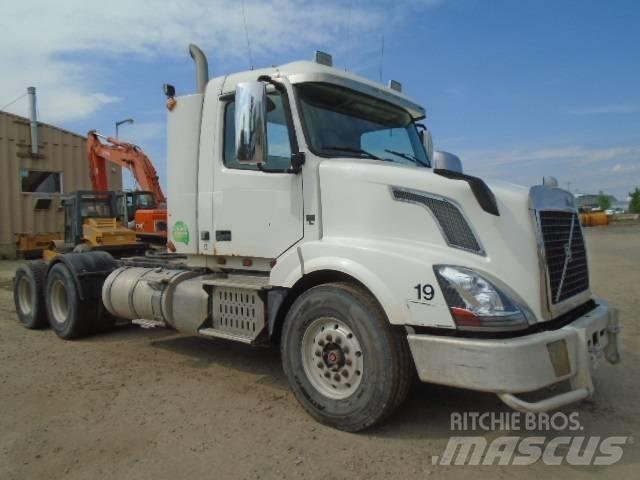 Volvo VNL Τράκτορες