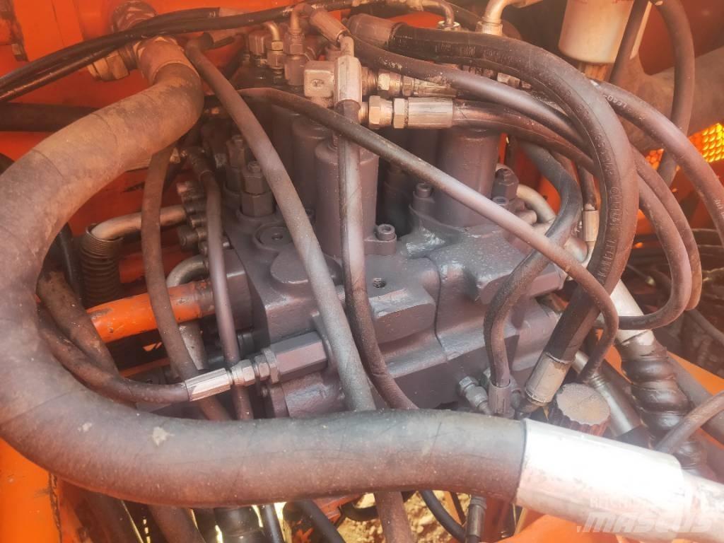 Doosan DH220LC-7 Εκσκαφείς με ερπύστριες