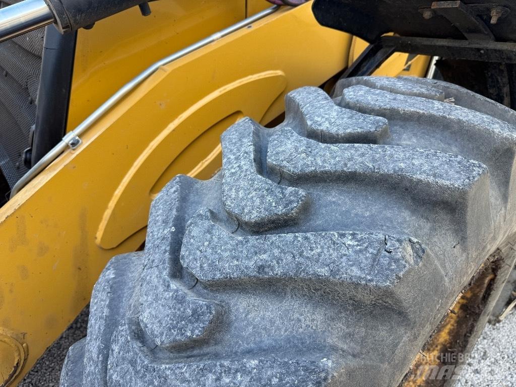 CAT 444 E Εκσκαφείς Φορτωτές τύπου JCB