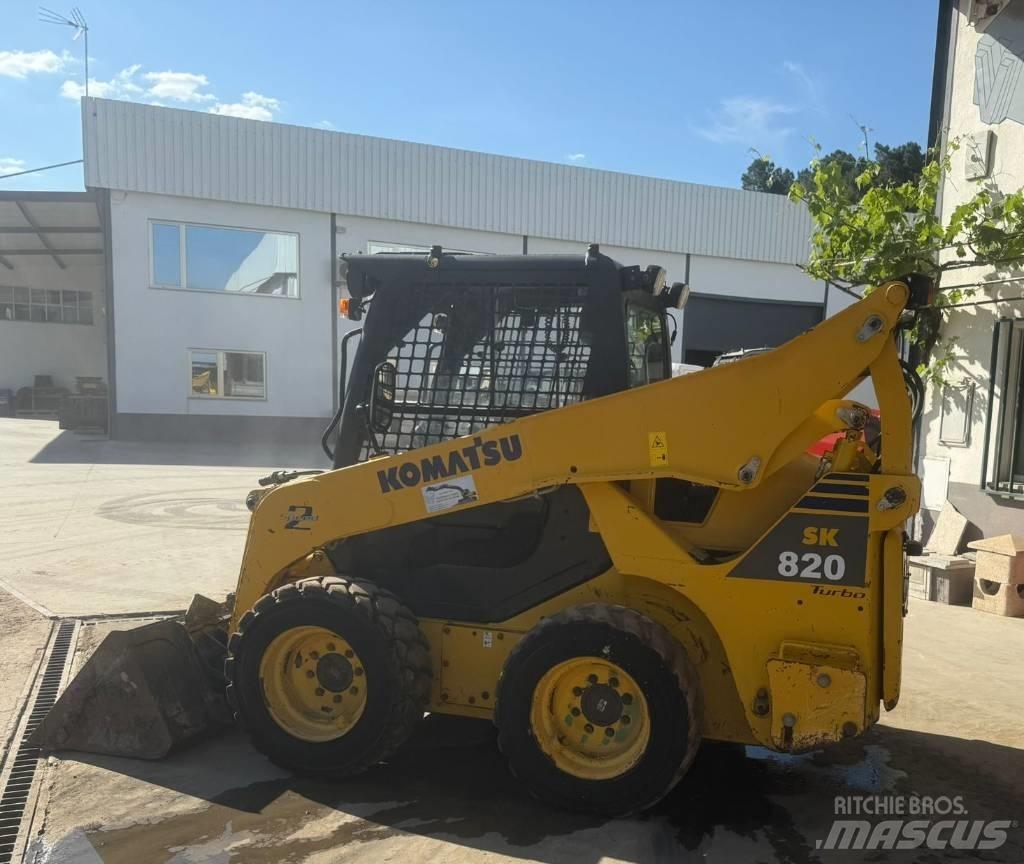 Komatsu SK 820-5 Φορτωτάκια