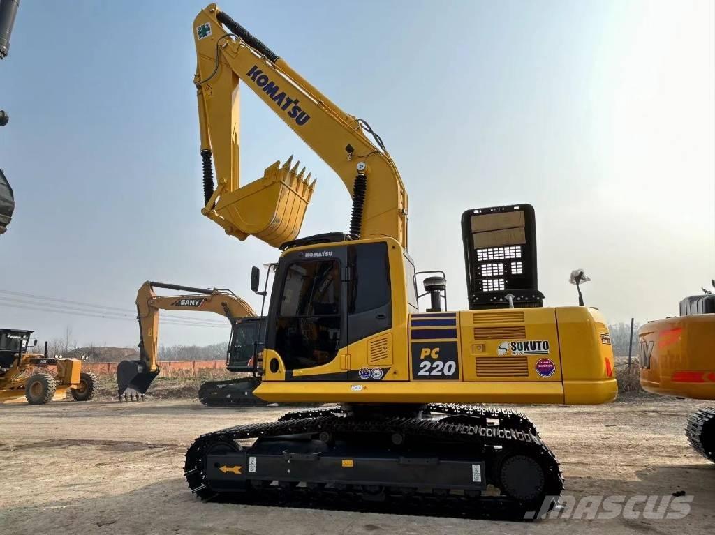 Komatsu 220 Εκσκαφείς με ερπύστριες