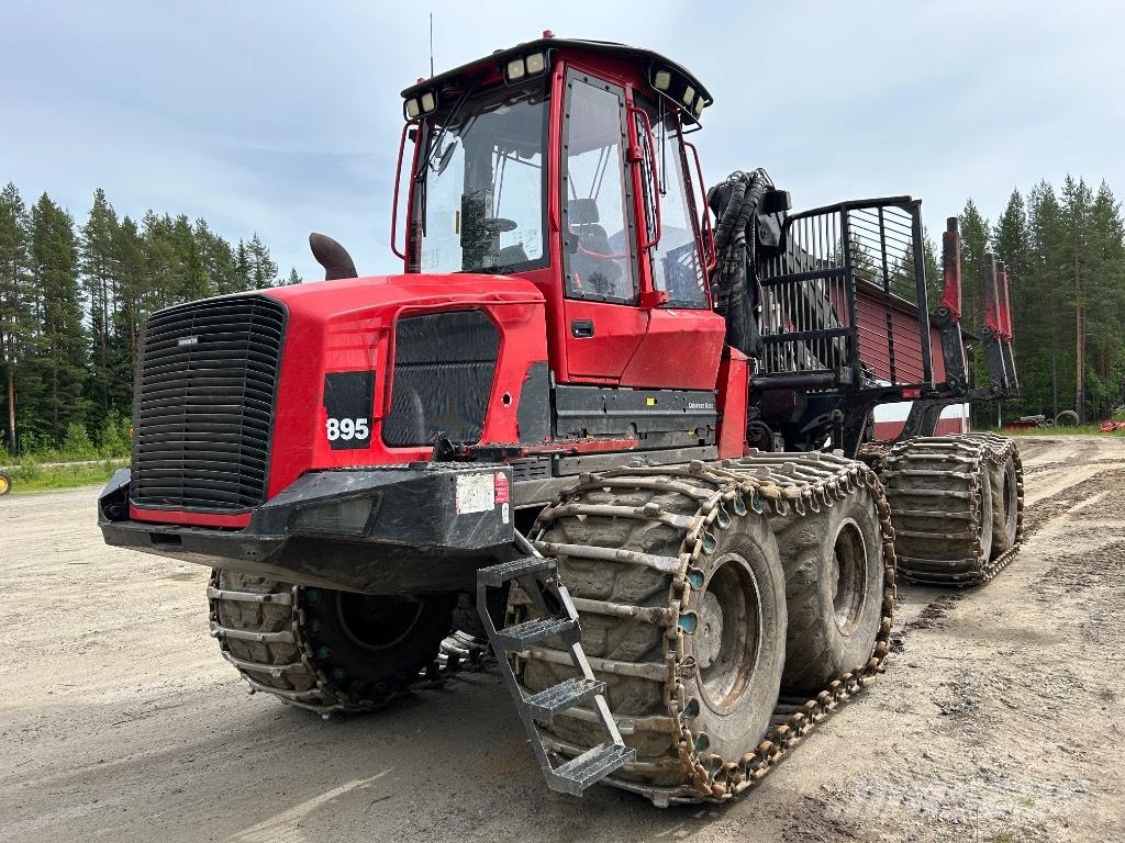 Komatsu 895 Μεταφορείς ξυλείας