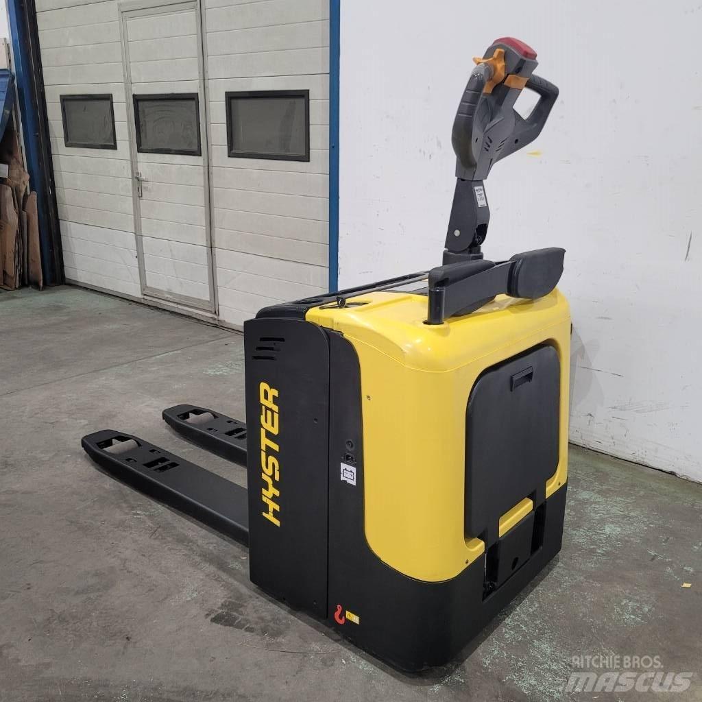 Hyster P 2.0 UTS Χειροκίνητο περονοφόρο ανυψωτικό με πλατφόρμα