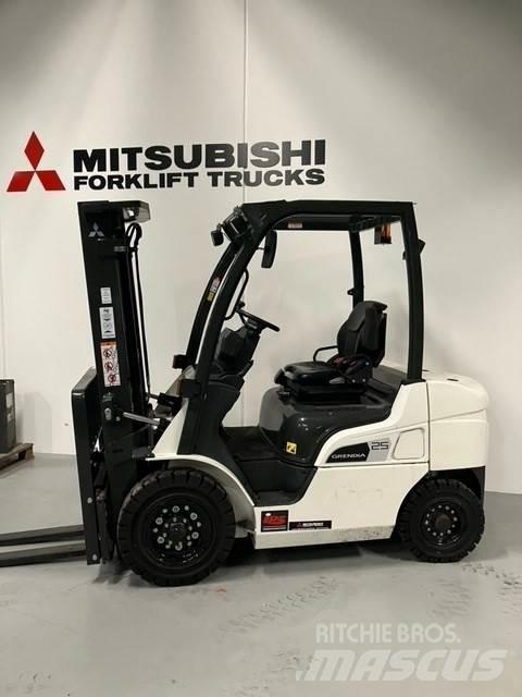 Mitsubishi FD25N3 Πετρελαιοκίνητα Κλαρκ