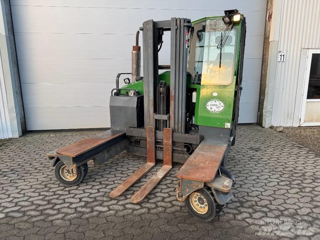 Combilift C 4000 Ανυψωτικά στενών δρόμων 4 κατευθύνσεων