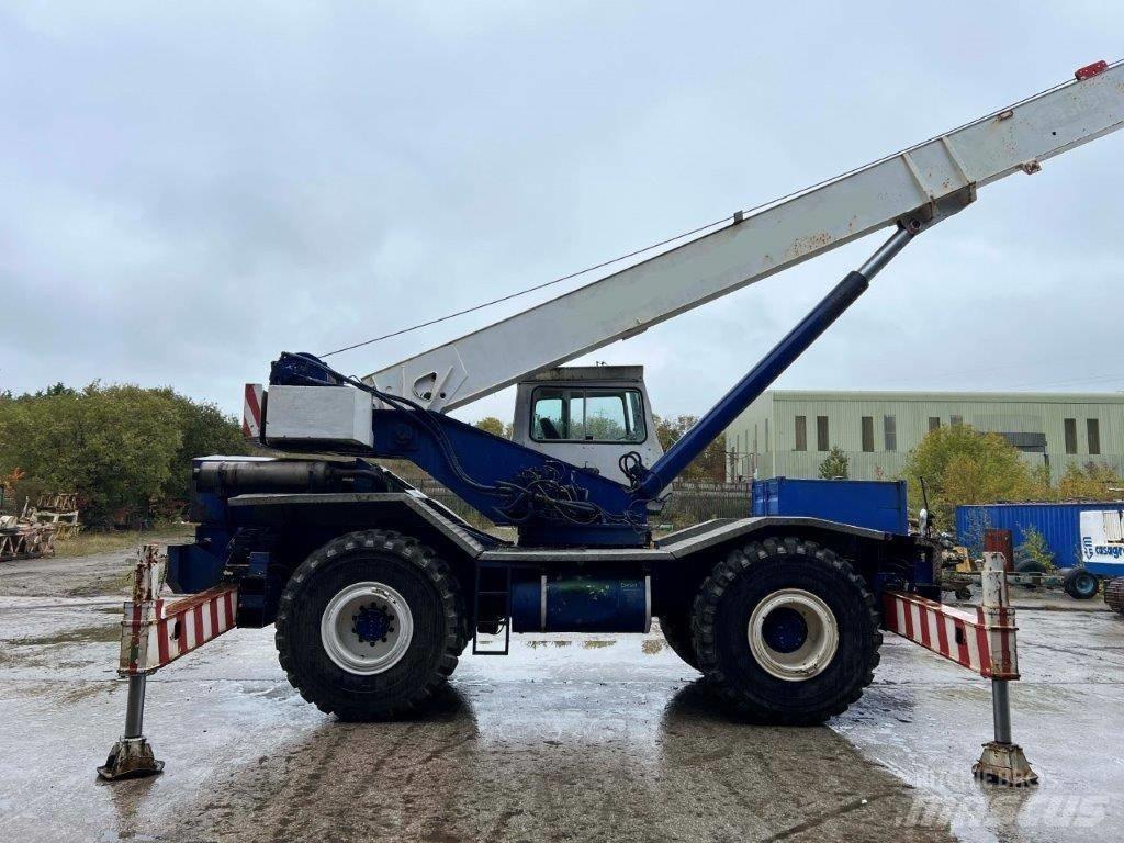 Coles Huskey 630S Γερανοί ανώμαλου εδάφους